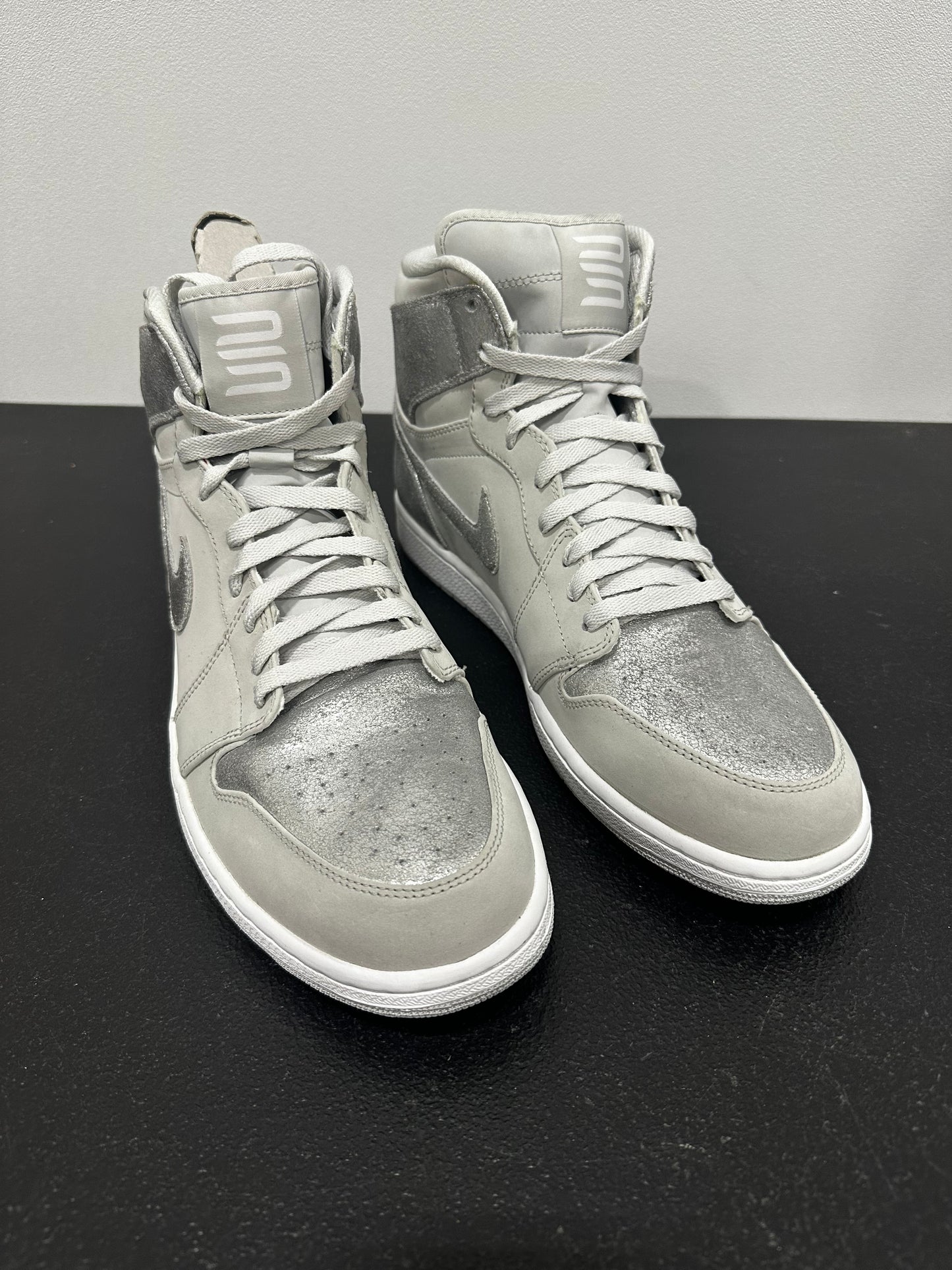 Jordan 1 Retro Silver Anniversary