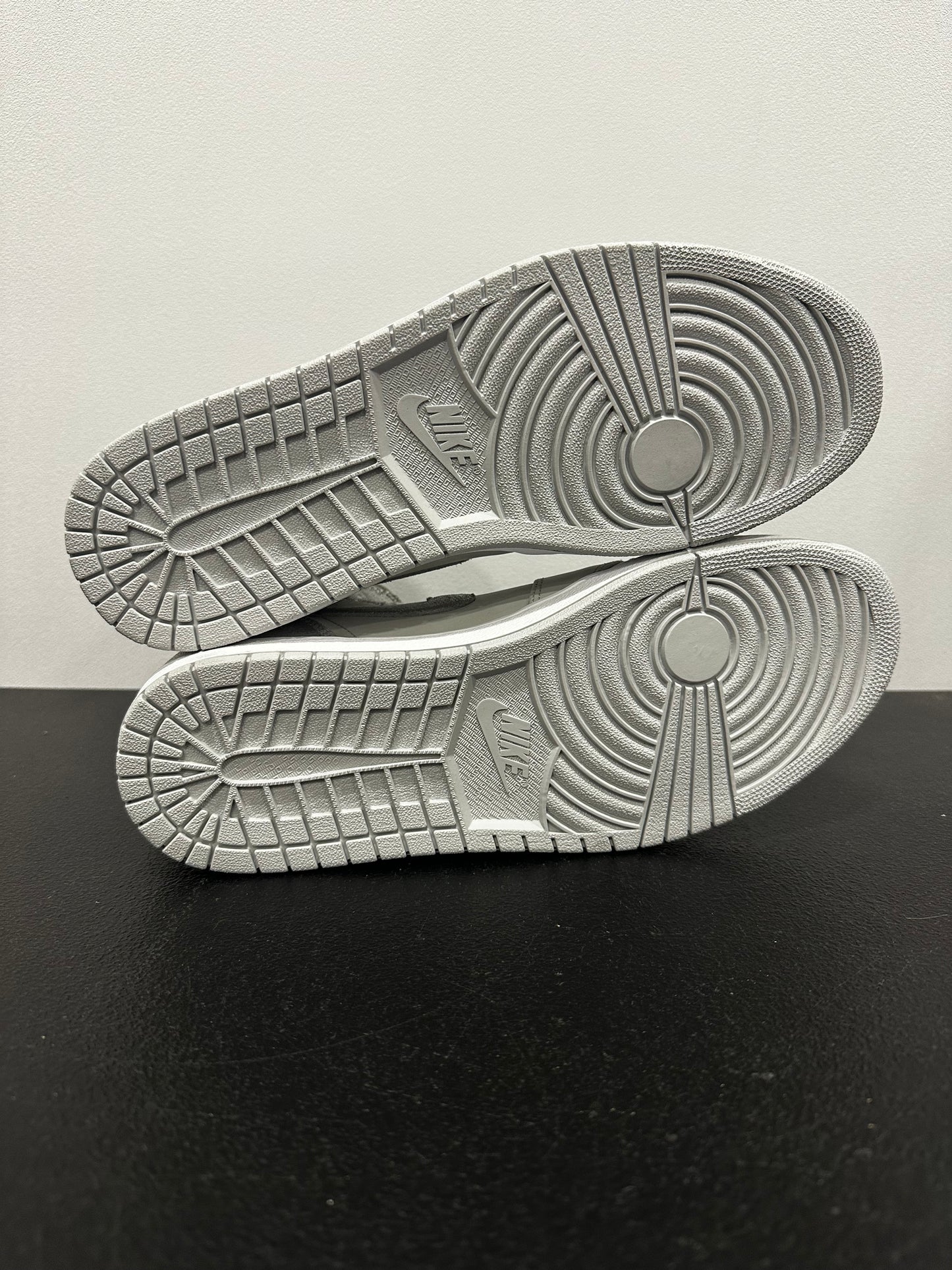 Jordan 1 Retro Silver Anniversary