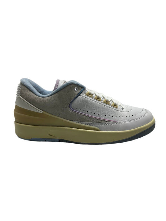 Air Jordan 2 Low (Women's) 'Look, Up in the Air' - Summit White/Varsity Red/Ice Blue