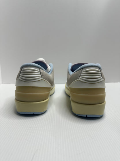 Air Jordan 2 Low (Women's) 'Look, Up in the Air' - Summit White/Varsity Red/Ice Blue