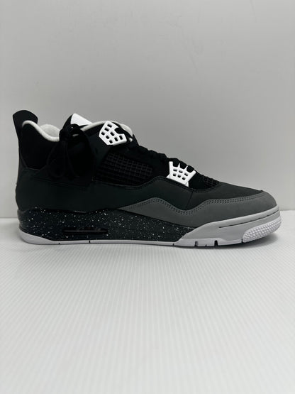 Jordan 4 Retro Fear (2024) - Black/Grey/White