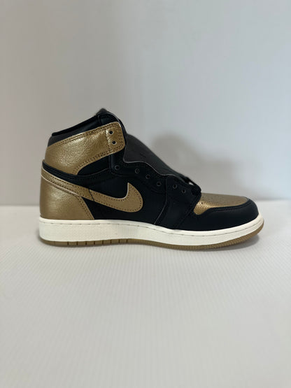 Jordan 1 Retro High OG Black Metallic Gold (GS)