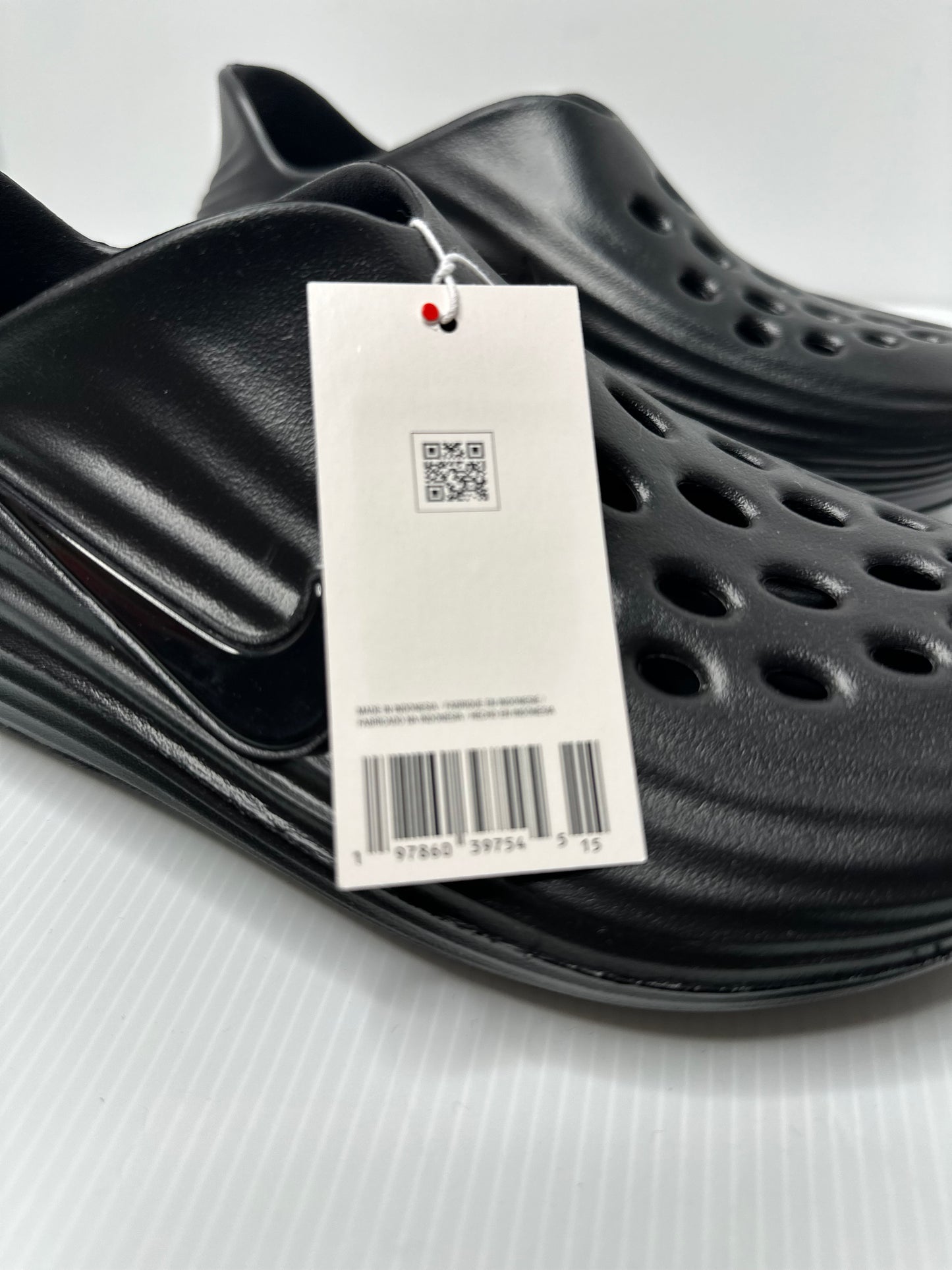 Nike ReactX Rejuven8 - Triple Black