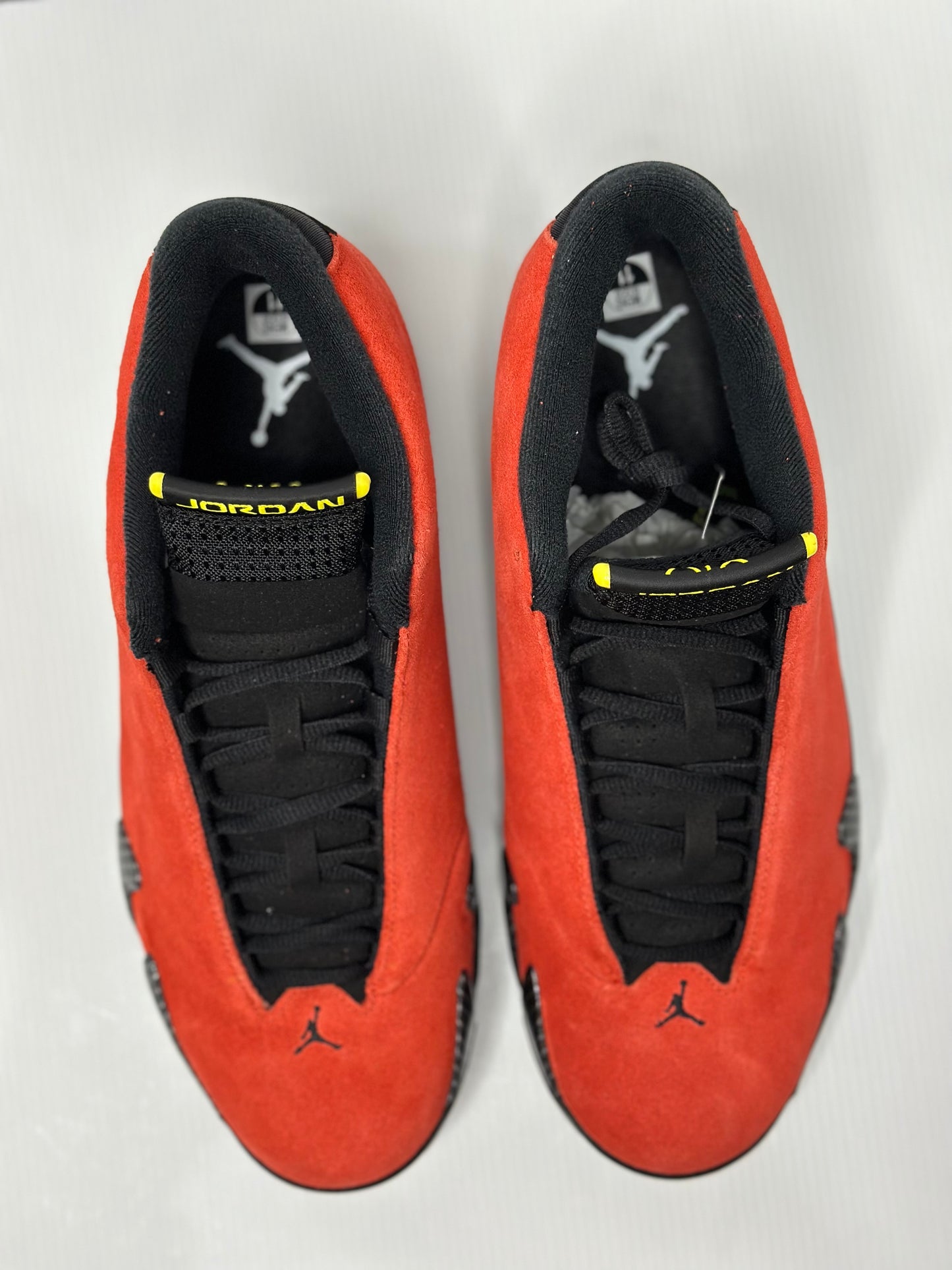 Air Jordan 14 Retro 'Ferrari' 2025