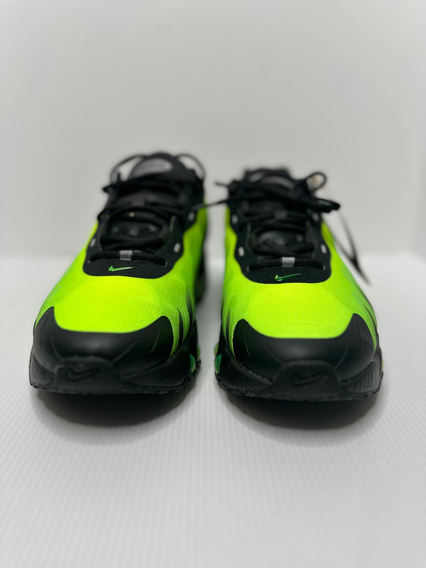 Nike Air Max Dn8 Black Green Strike