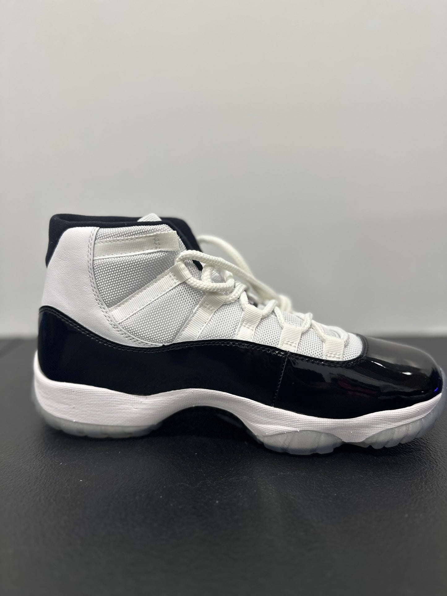 Jordan 11 Retro Concord (2018)